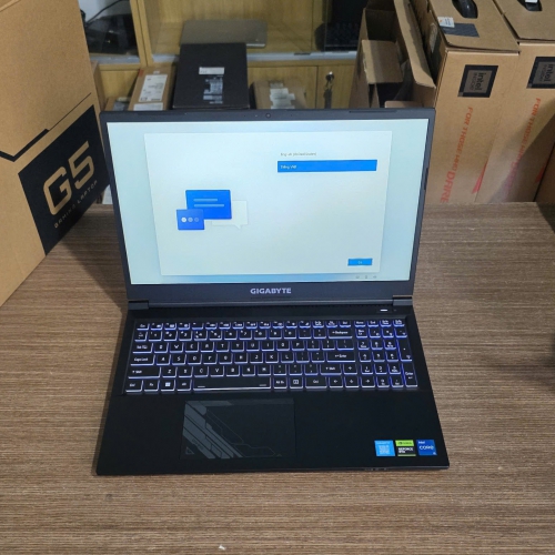 Laptop Gigabyte Gaming G5 KF5-53VN353SH i5-13500H/AI/16GB/512GB/15.6