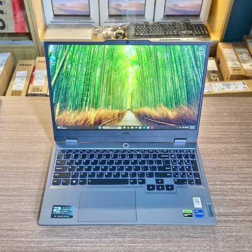 Laptop Lenovo LOQ 15IAX9 83GS001RVN (Intel Core i5-12450HX | RTX 3050 |12GB | 512GB | 15.6 inch FHD | Win 11 | Xám)
